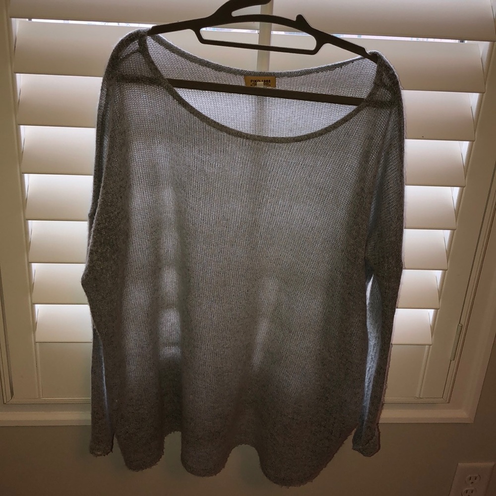 Iight grey piko sweater